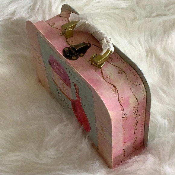 NWOT Decorative Smaller Box 9 1/2” X 6 1/2” X 2 1/2” D - Picture 5 of 8